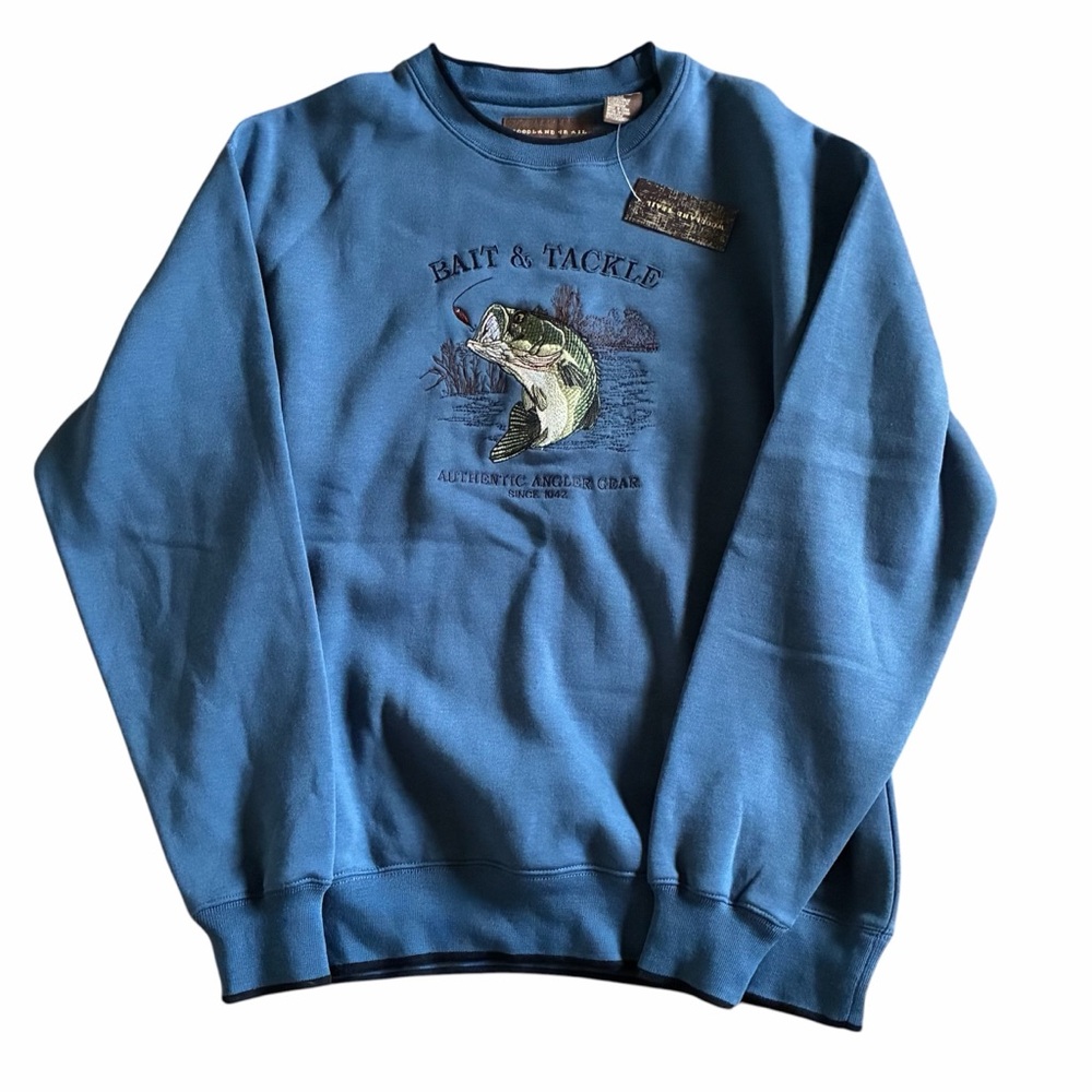 Woodland Trail Bass Fishing Sweatshirt Bait & Tackle Graphic L NWT